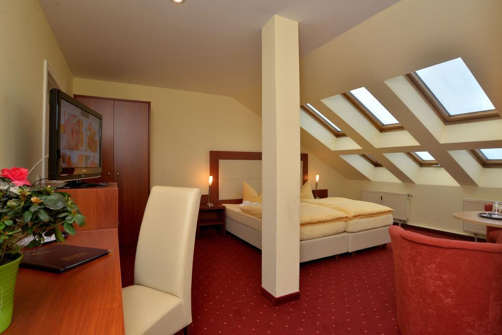 Hotel Via City Leipzig Mitte Quarto foto